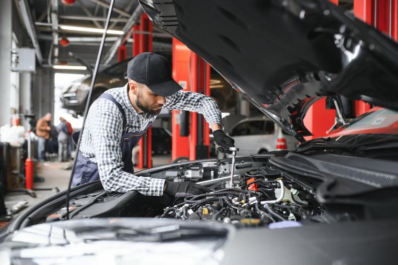 Les avantages de confier votre camion à un garage certifié Qualicert